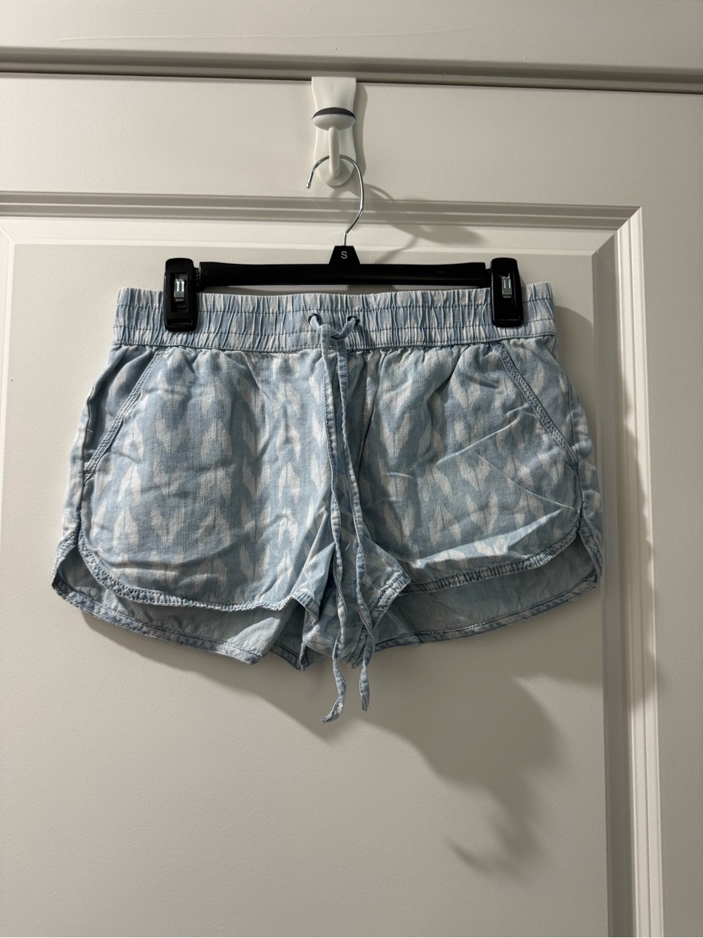 SO Light Blue Patterned Athletic Drawstring Shorts